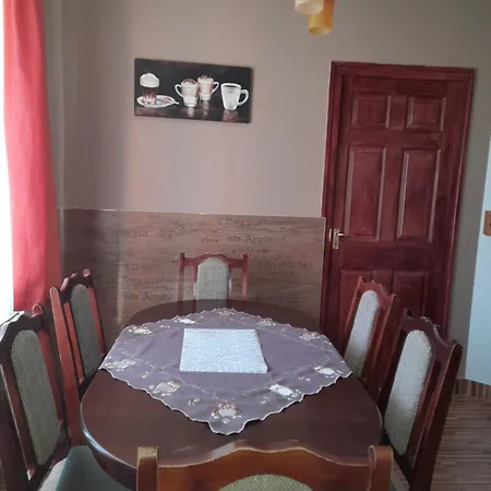 Vadrozsa Vendeghaz-apartman Apartament