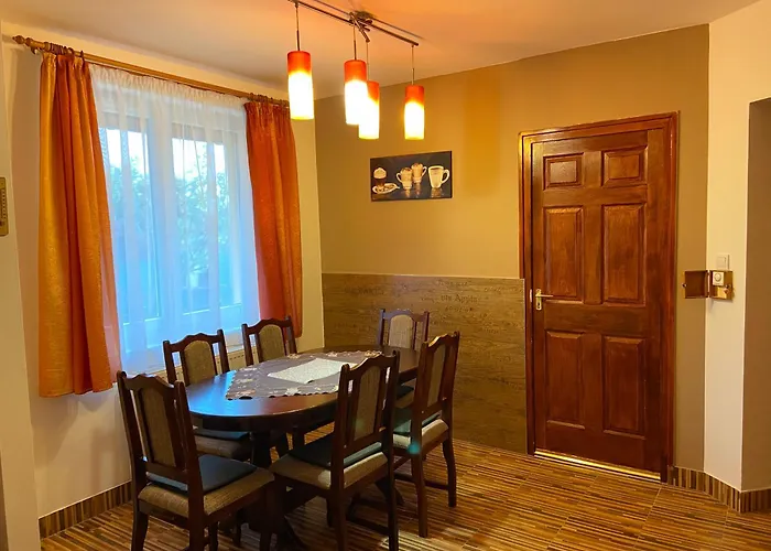 Vadrozsa Vendeghaz-apartman Lejlighed *